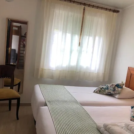 Airinos Do Mar 3* アレアス