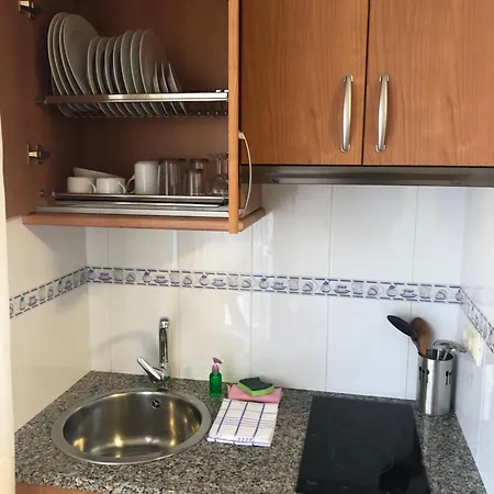 ゲストハウス Airinos Do Mar 3*