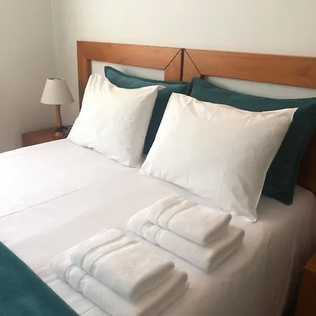 ゲストハウス Airinos Do Mar 3*